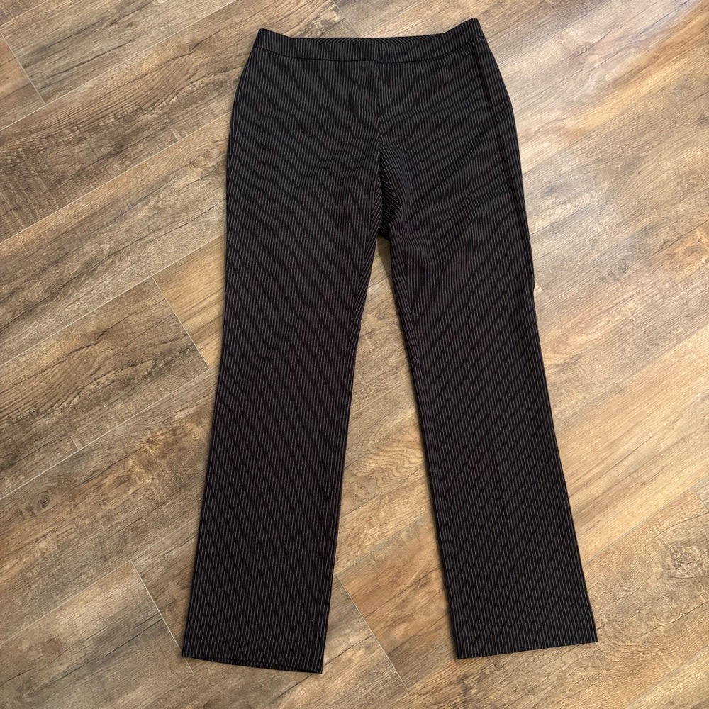 Worthington Black Pinstripe Trousers Modern Fit Women Size 6 Career Relaxed Chic